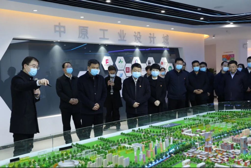 孟州市委書記盧和平一行蒞臨中原工業(yè)設計城調研