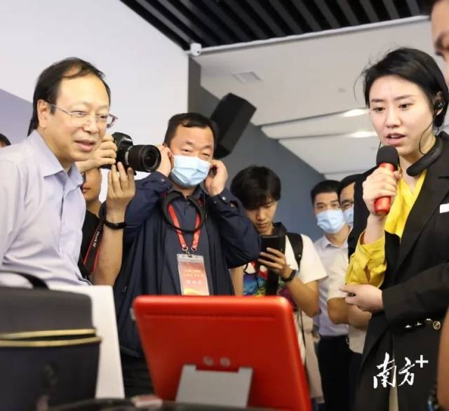 中宣部組織的“大灣區 大未來”主題宣傳活動走進廣東工業設計城。受訪單位供圖
