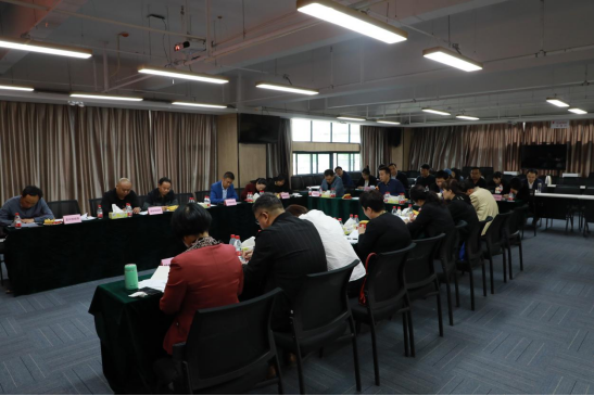 焦作市新的社會階層人士聯(lián)誼會實踐創(chuàng)新基地觀摩活動在中原工業(yè)設(shè)計城舉辦