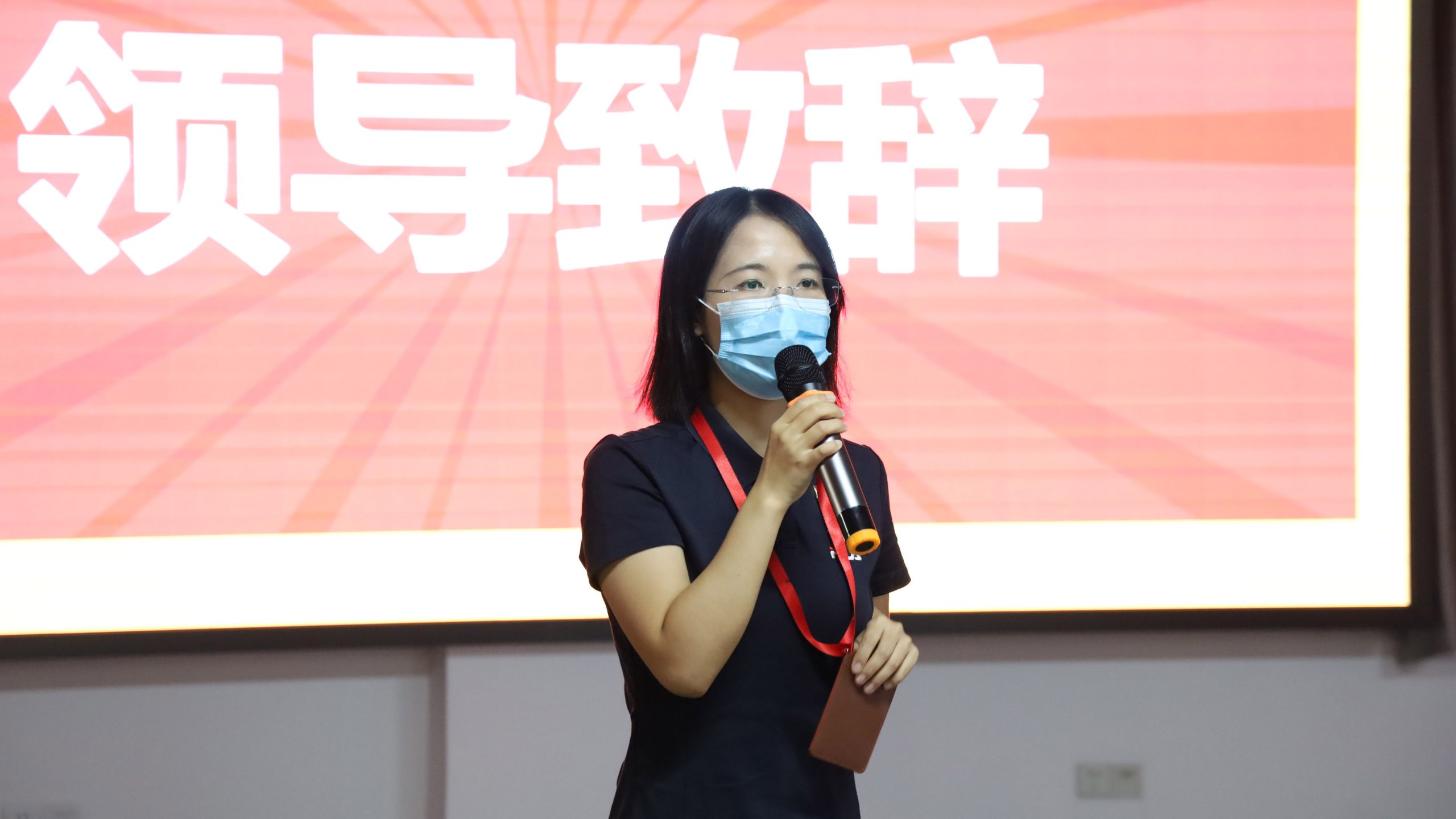 國潮崛起！這群05后小小設(shè)計師的快閃學(xué)堂正式開營