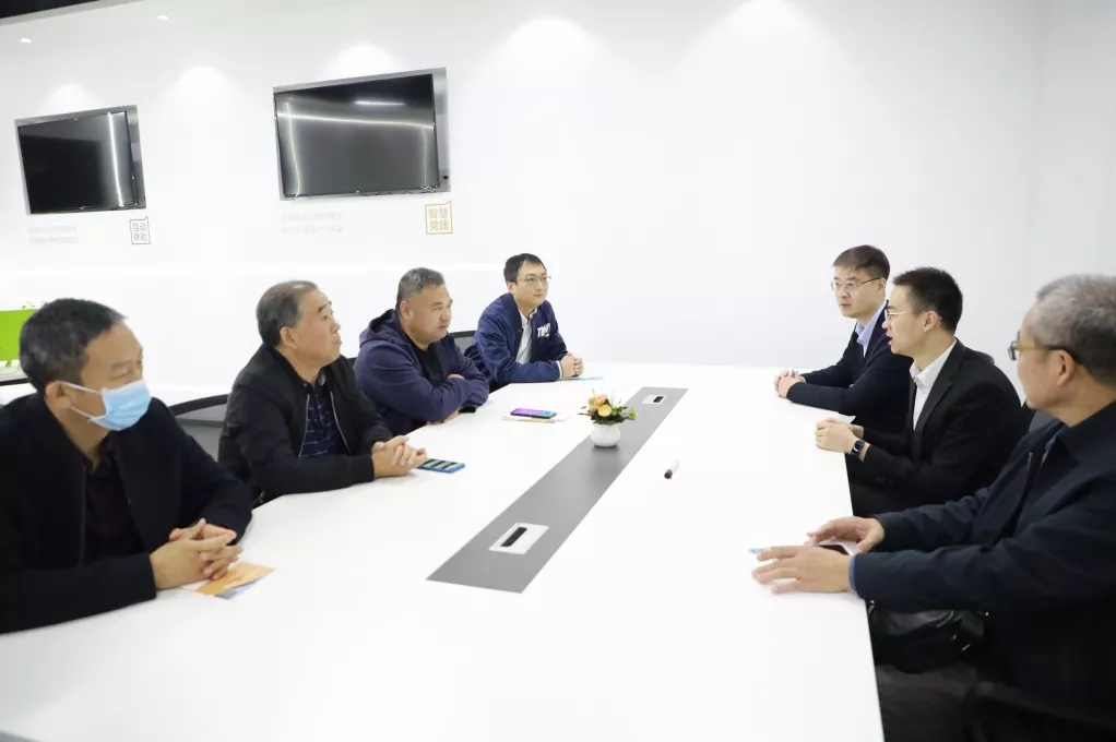 中原工業(yè)設(shè)計城3D打印公共服務(wù)中心正式啟動!
