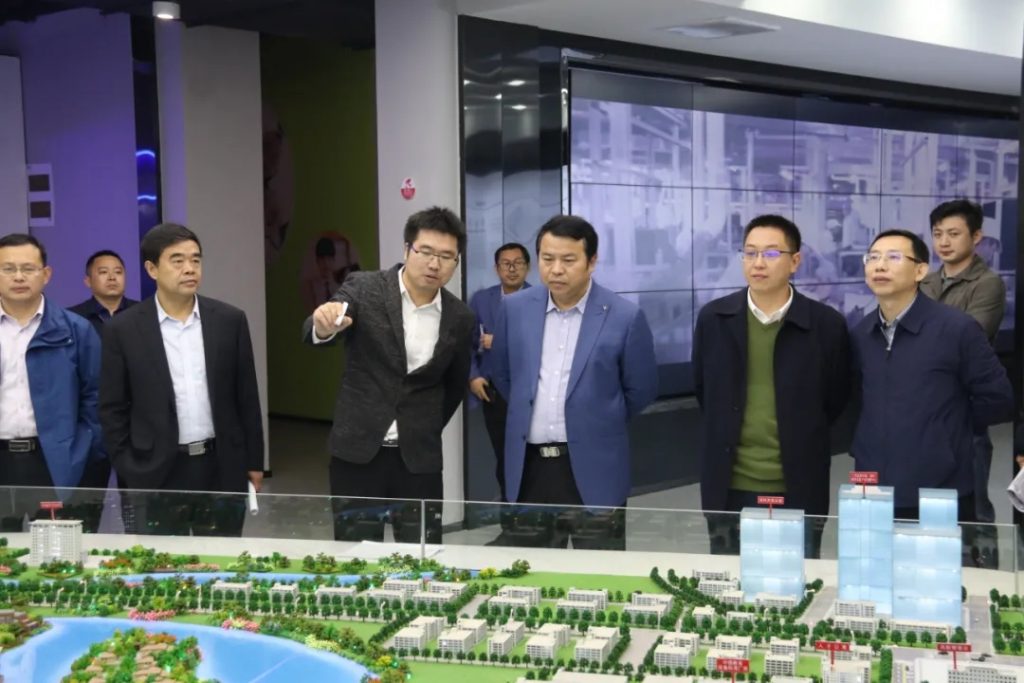 江西省文旅廳副廳長(zhǎng)陳曉平一行調(diào)研江西工業(yè)設(shè)計(jì)小鎮(zhèn)，他指出…