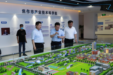 焦作市委第五巡察組一行蒞臨設計城參觀調(diào)研