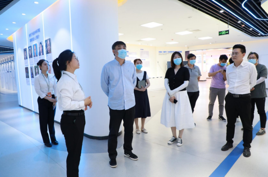 走進園區(qū)，感受夏日炎炎里的“理想之城”！