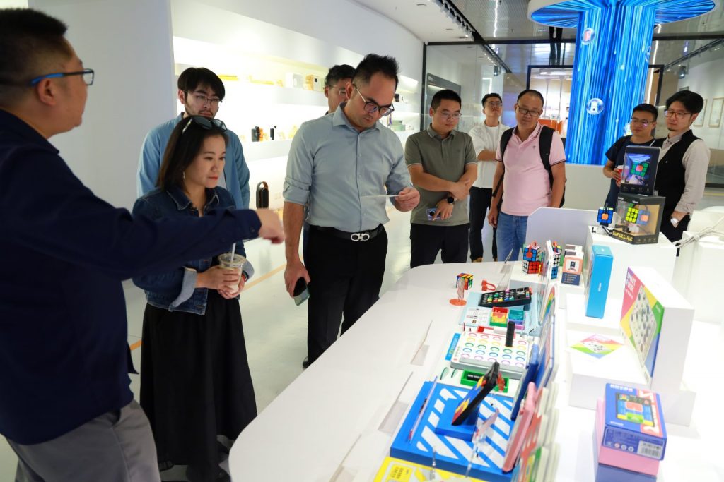 走在前列 青春建功 | 佛山兩新組織主題團(tuán)日活動走進(jìn)設(shè)計城