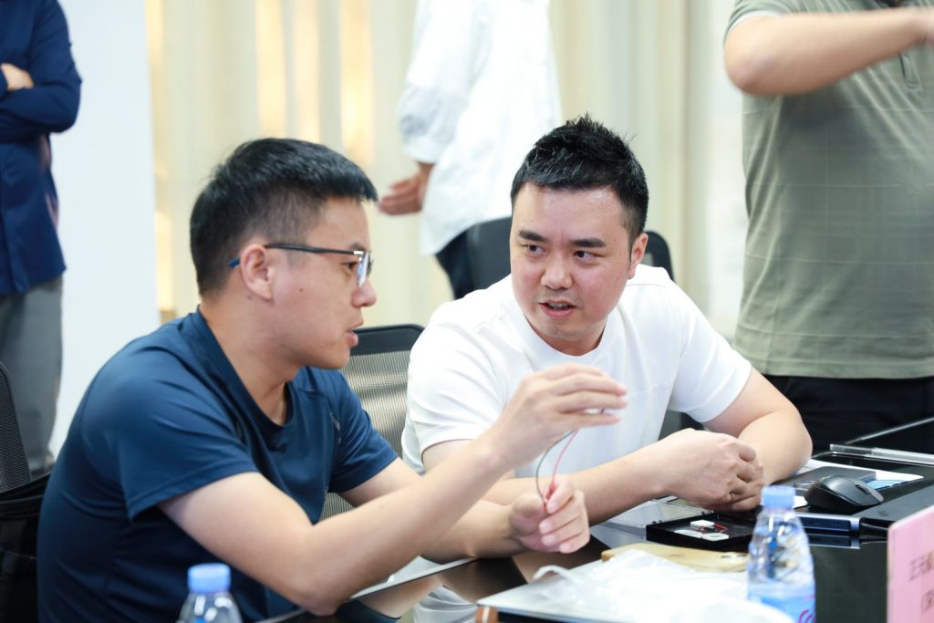 走在前列 青春建功 | 佛山兩新組織主題團(tuán)日活動走進(jìn)設(shè)計城