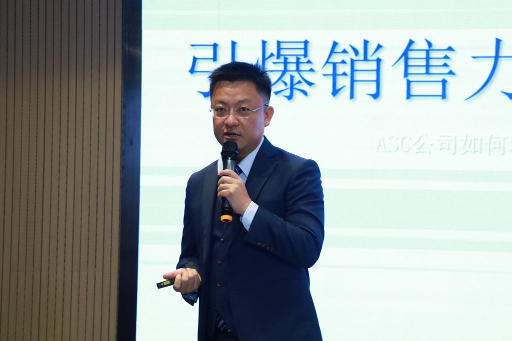數(shù)據(jù)為翼 設(shè)計領(lǐng)航：設(shè)計城與得物“數(shù)讀”新消費未來