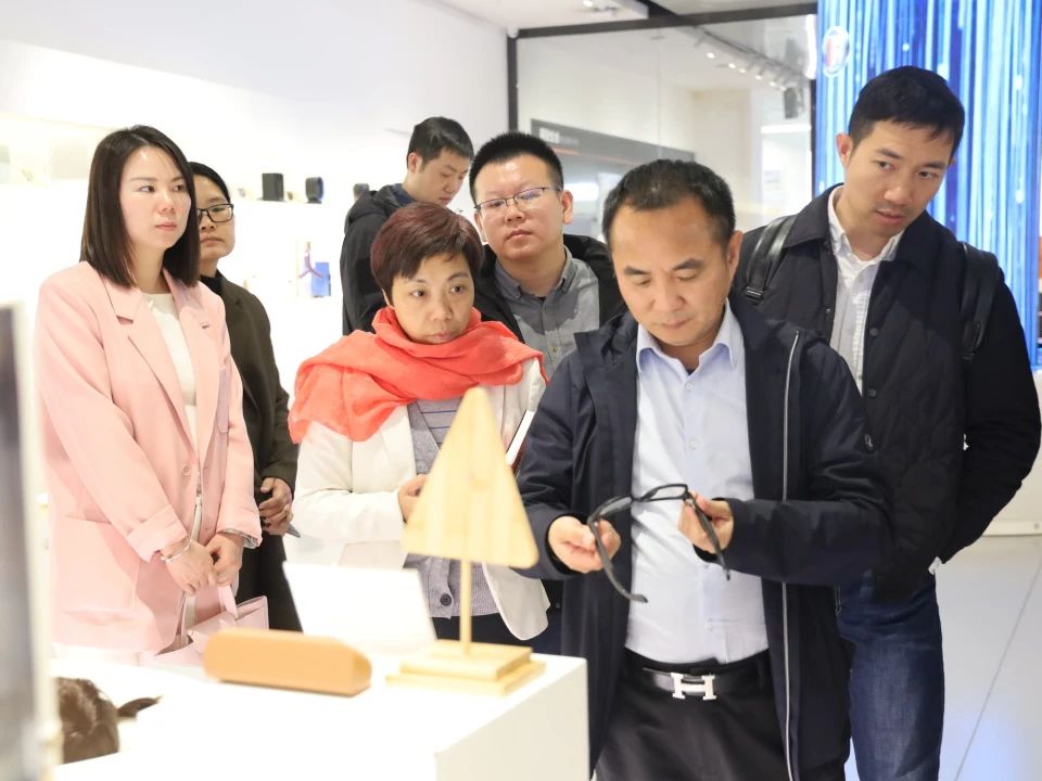 探討“人工智能X工業(yè)設(shè)計(jì)” 聚焦AI賦能新質(zhì)生產(chǎn)力