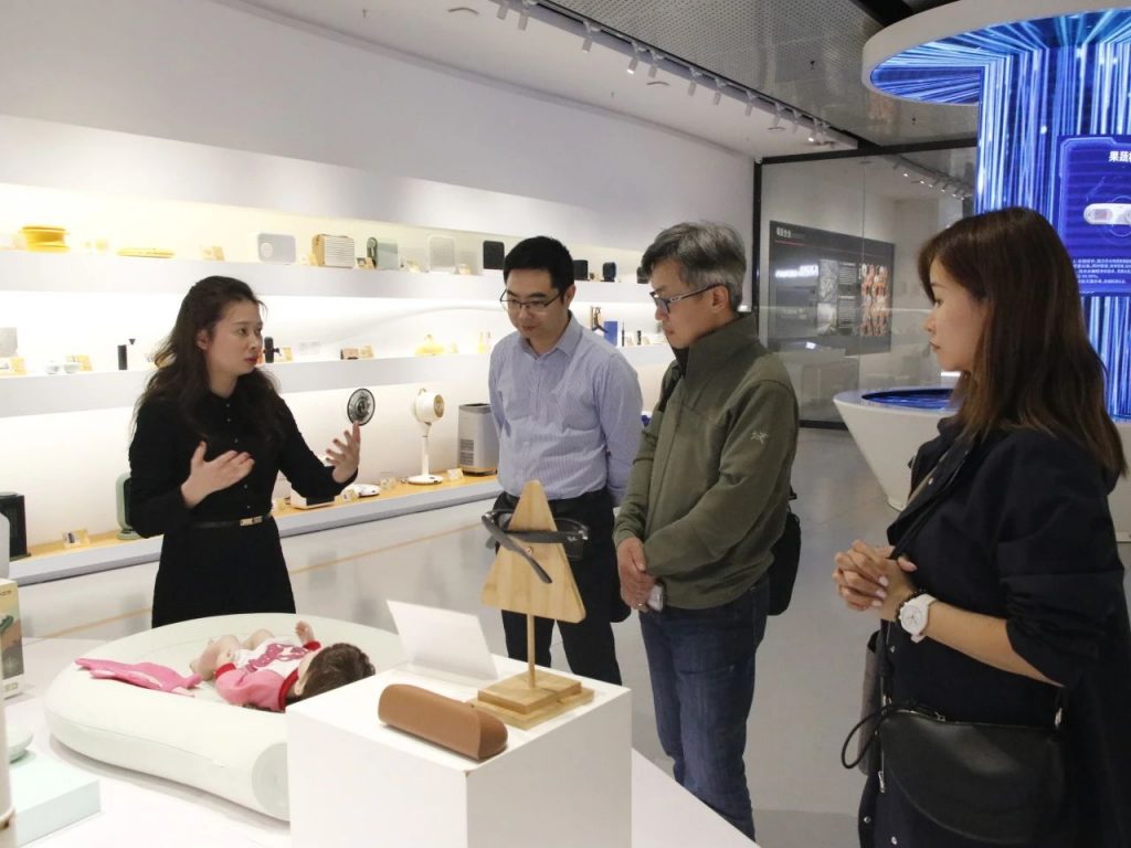 香港理工大學(xué)一行到訪廣東工業(yè)設(shè)計(jì)城，共探灣區(qū)設(shè)計(jì)人才發(fā)展新路徑